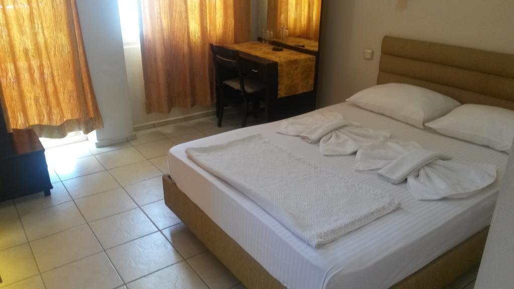 La Vita Beach Hotel 马尔马里斯 外观 照片