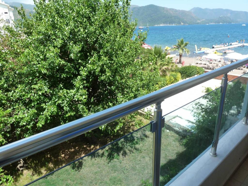 La Vita Beach Hotel 马尔马里斯 客房 照片