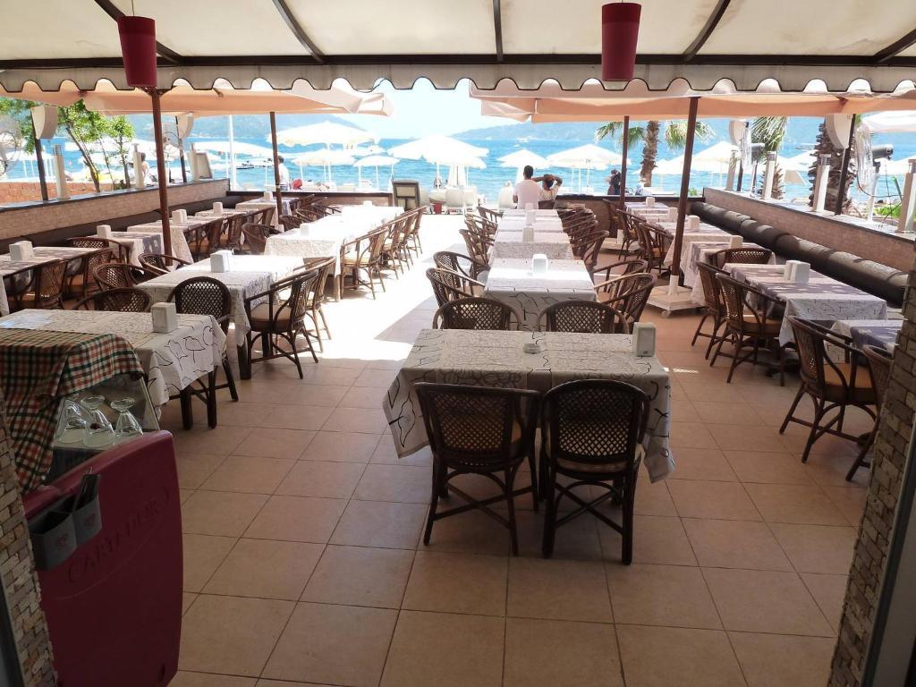 La Vita Beach Hotel 马尔马里斯 外观 照片