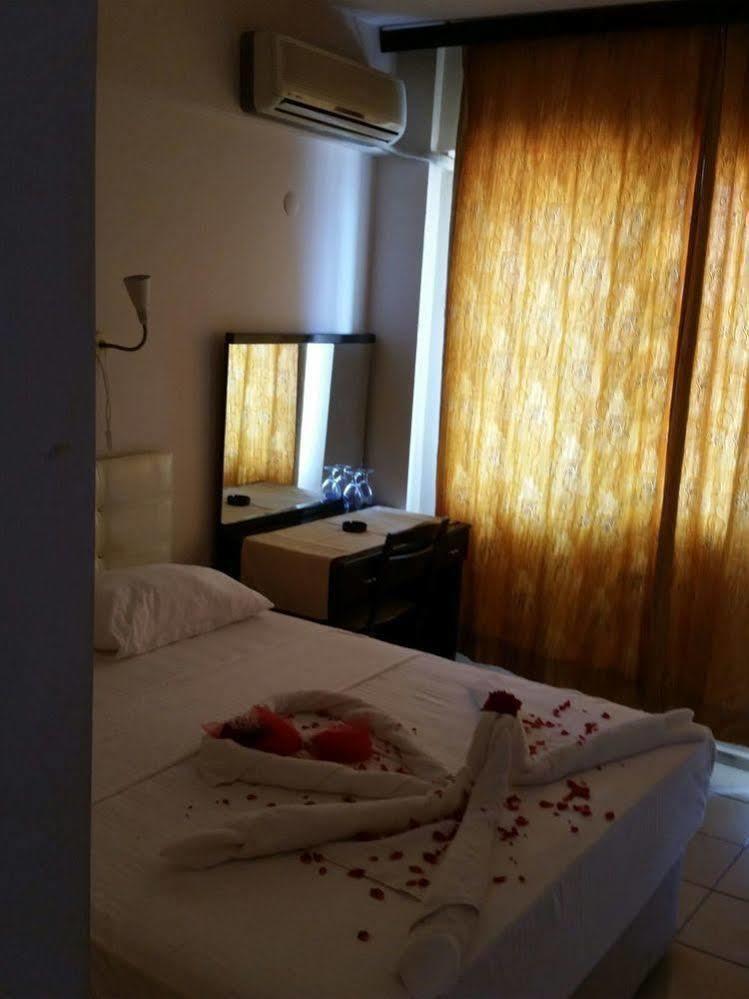 La Vita Beach Hotel 马尔马里斯 外观 照片